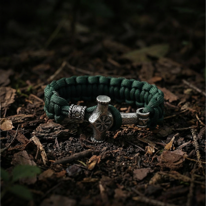 Paracord Armband Mjölnir Galdrastafir - Grön