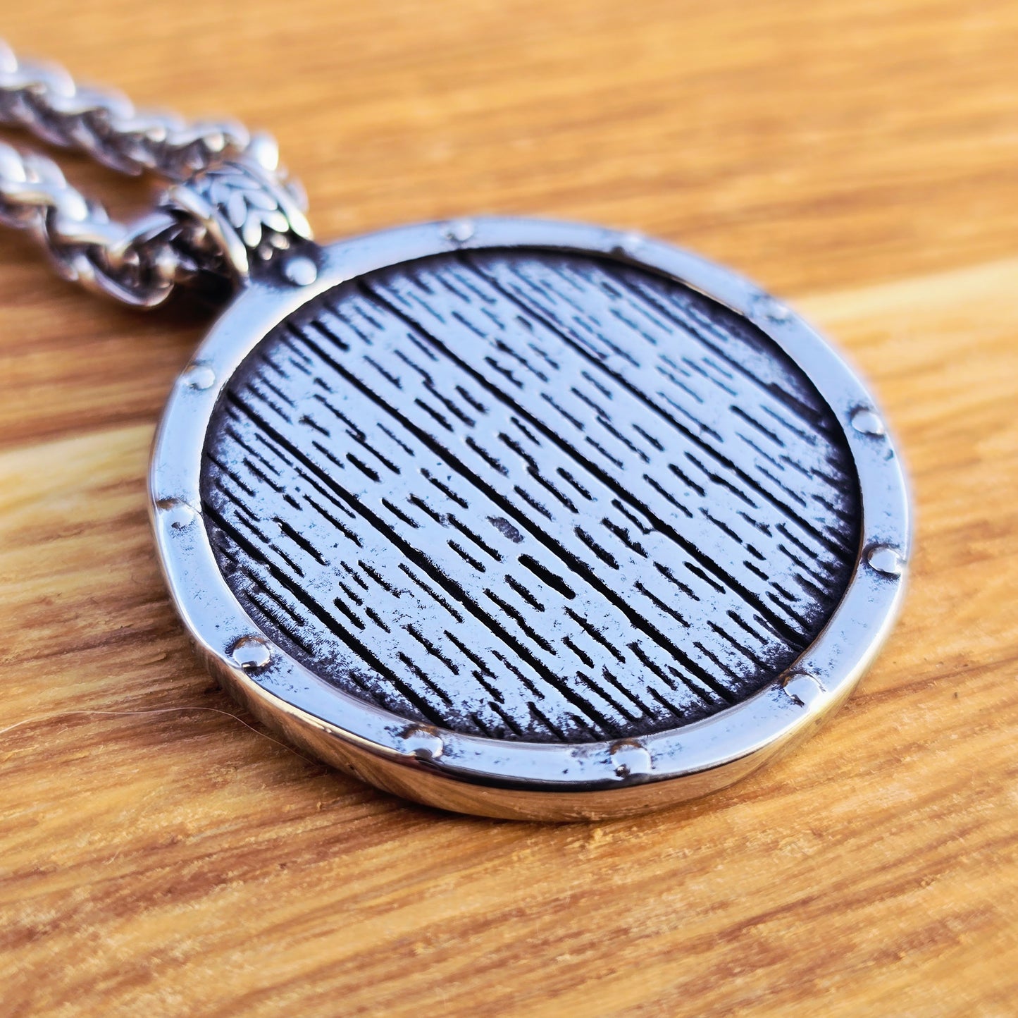 Halskette mit Wikingerschild – Silber