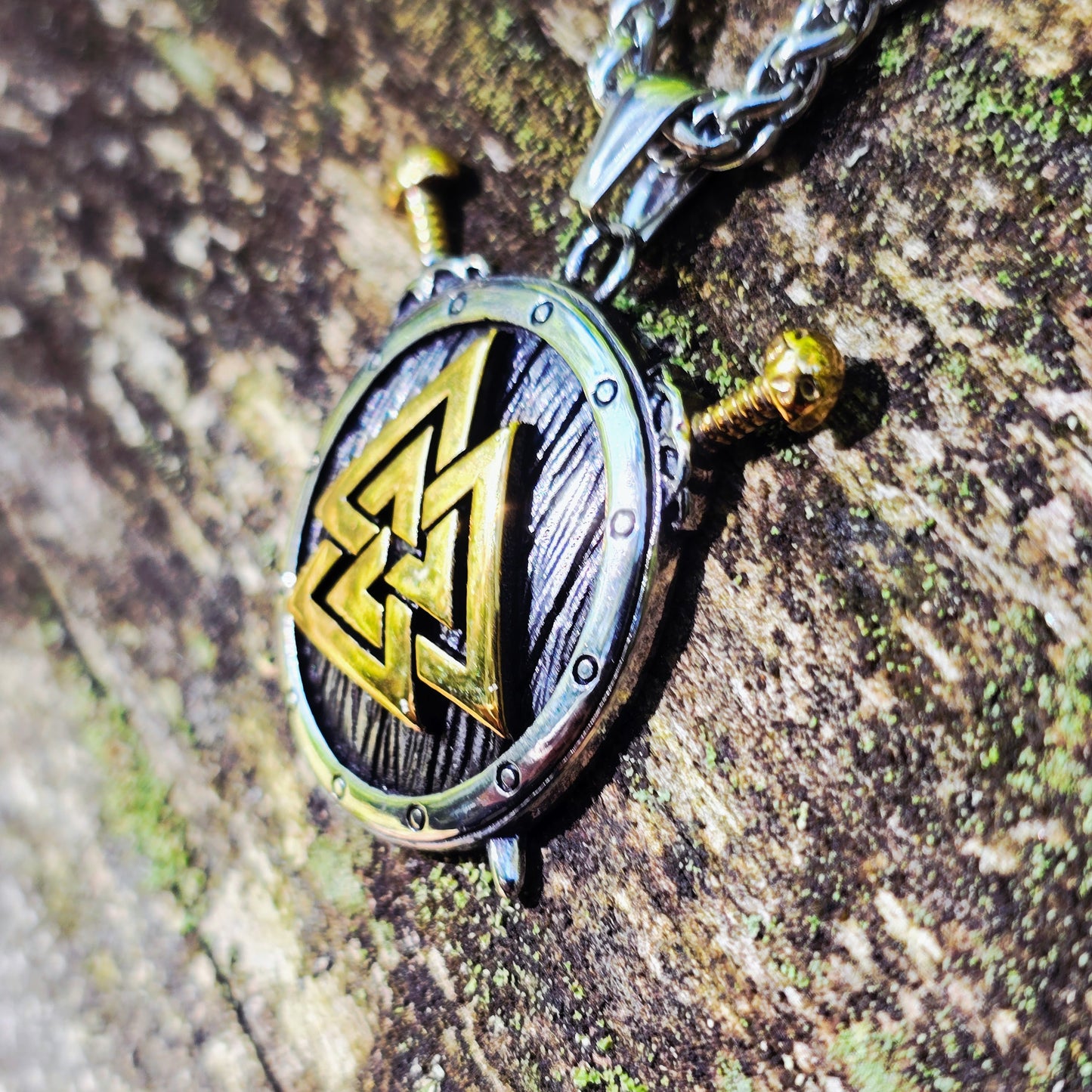 Halsband Valknut Sköld - Dubbelfärgad