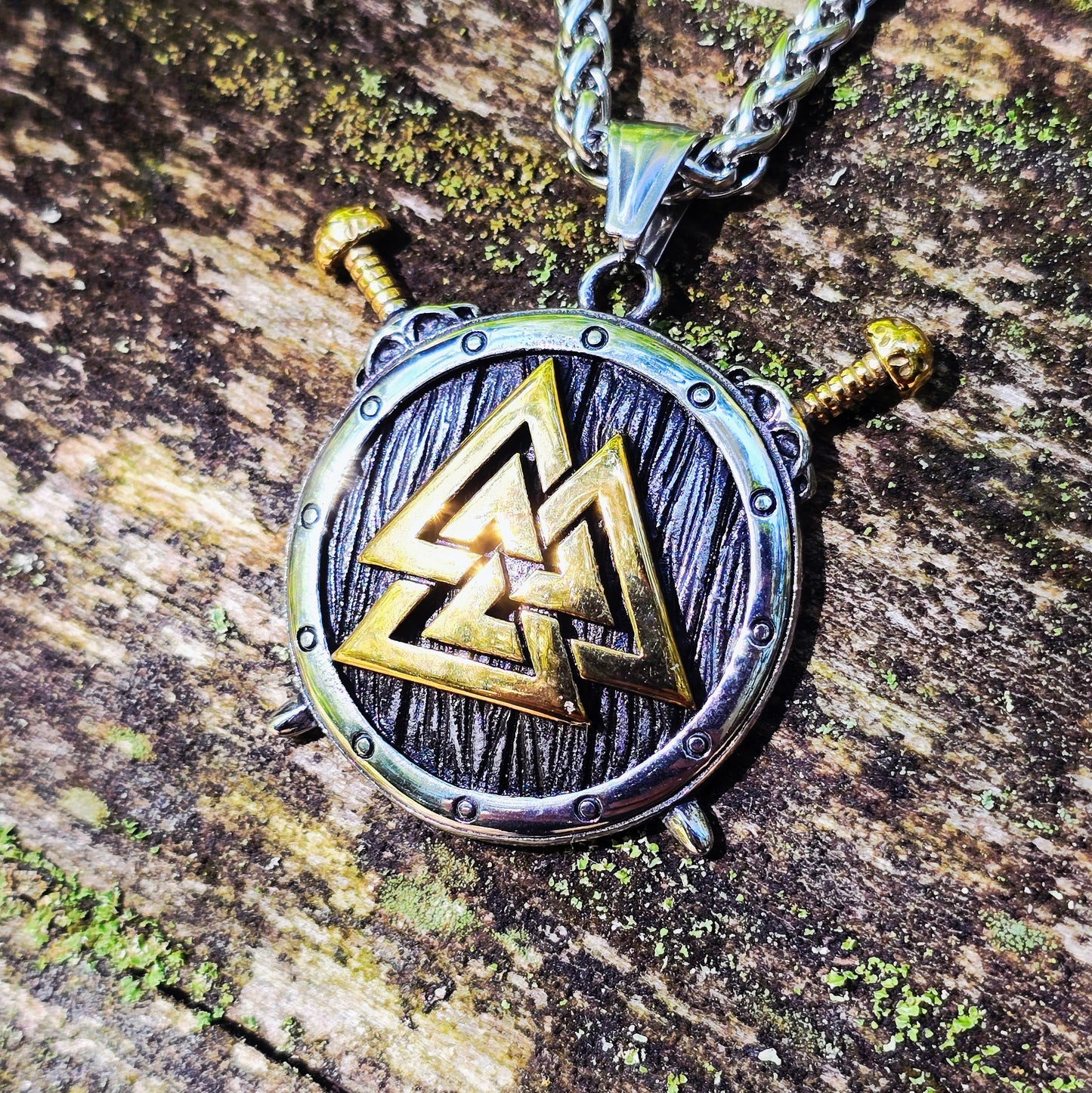 Halsband Valknut Sköld - Dubbelfärgad
