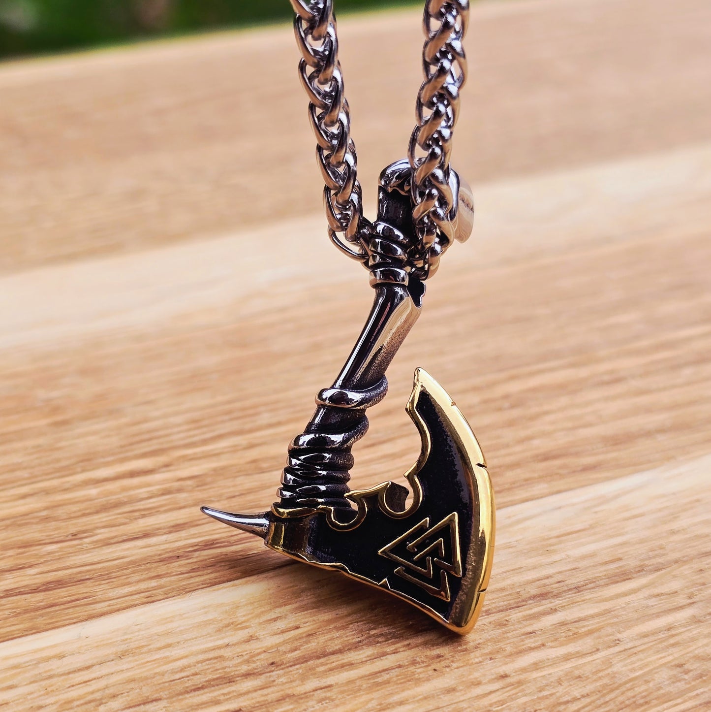 Halsband Stridsyxa - Dubbelfärgad