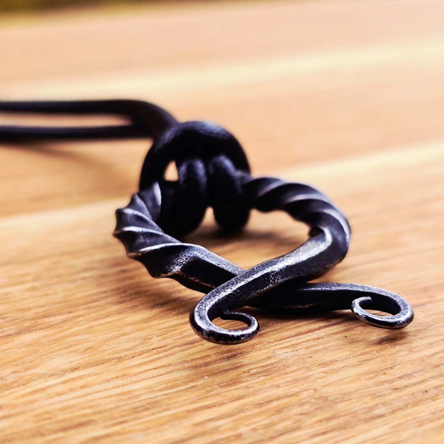 Halskette nordisches Trollkors-Amulett