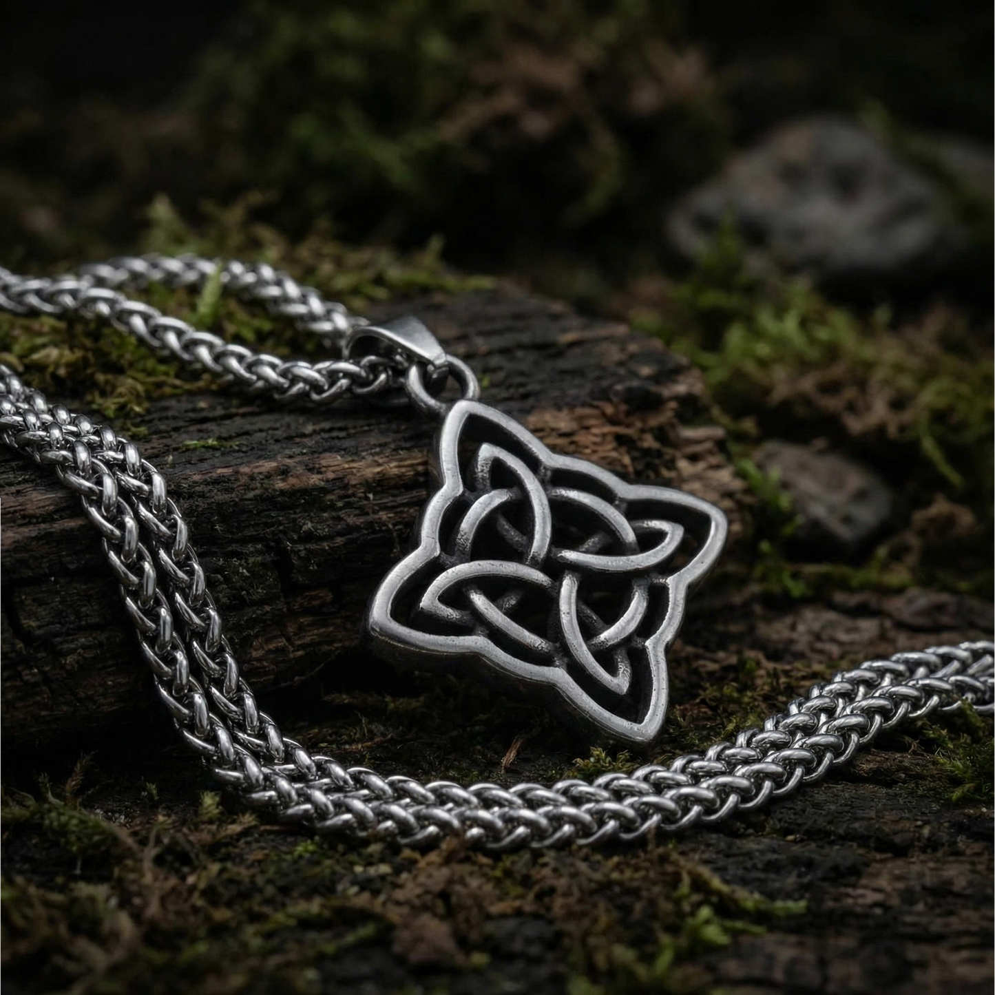 Keltiskt halsband CK-Kvinnor