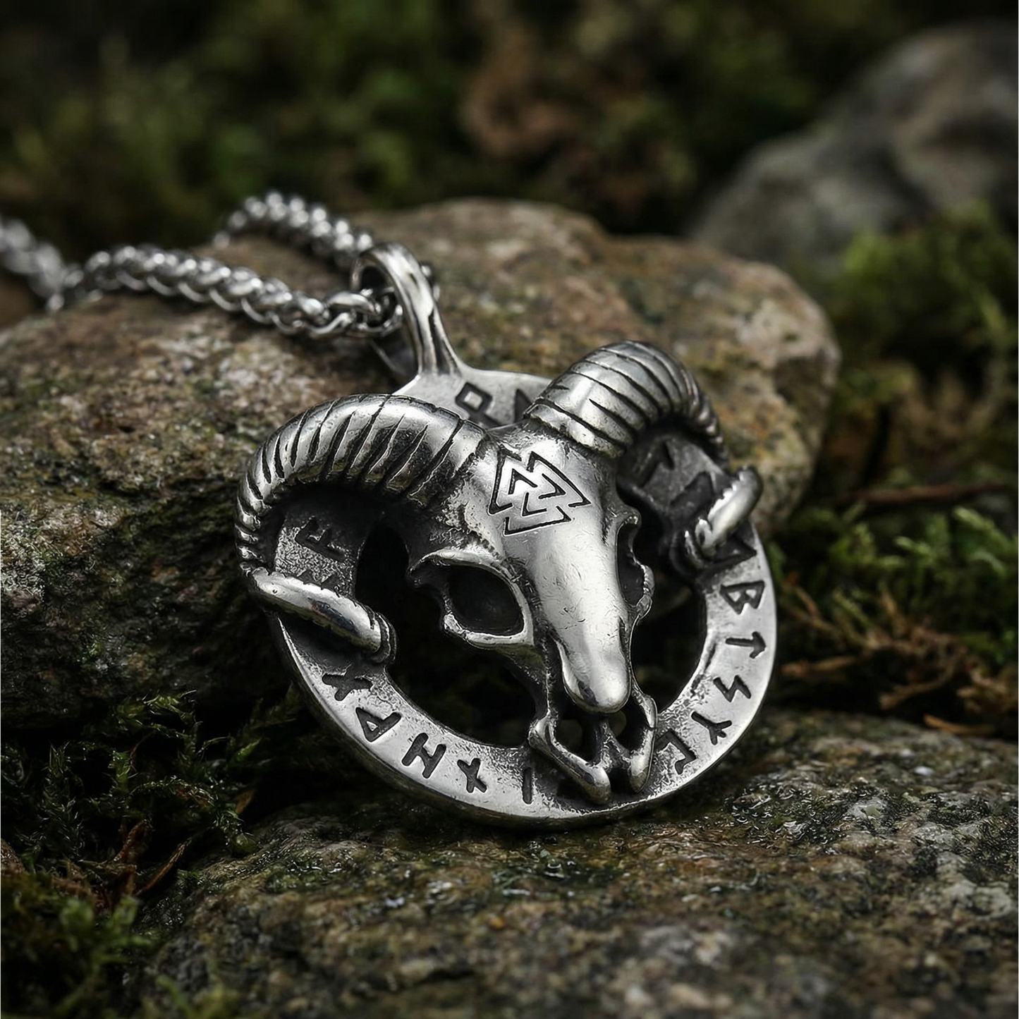 Halsband Tanngnjóstr - Silver