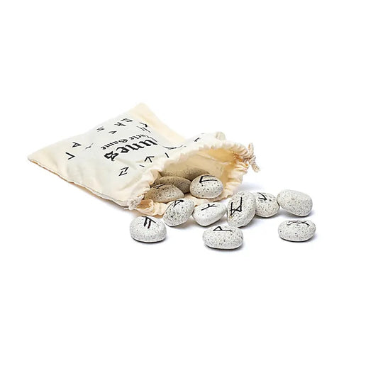 Runorakelset Keramik